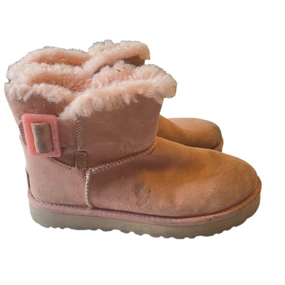 UGG Shoes - UGG Mini Bailey Fashion Buckle pink women’s size 6